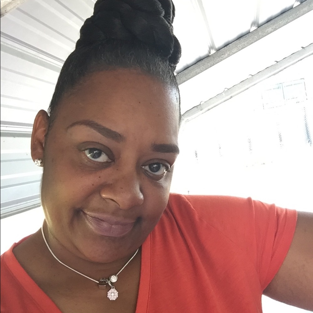 Meet your Posher, Setina